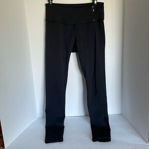 Calia by Carrie Underwood black leggings with zipper pocket ladies size Small